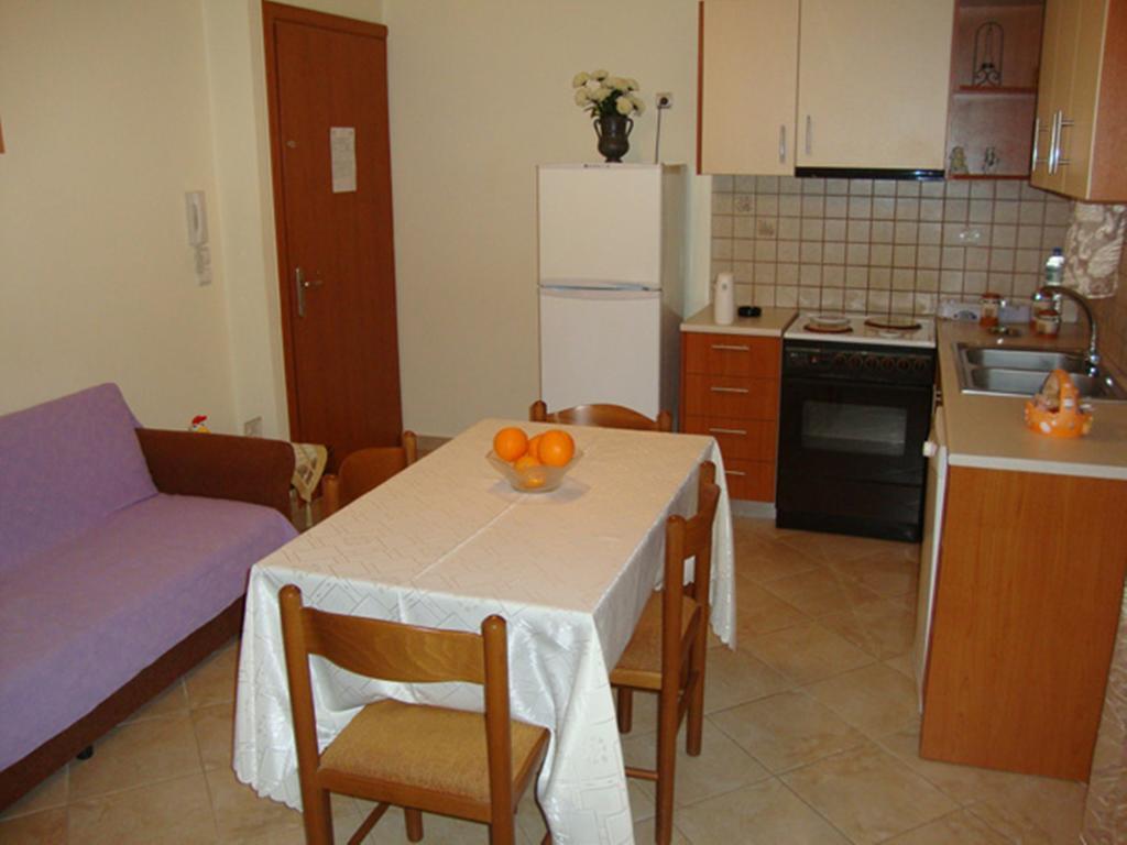 Argoliki Thalassa Míloi Quarto foto